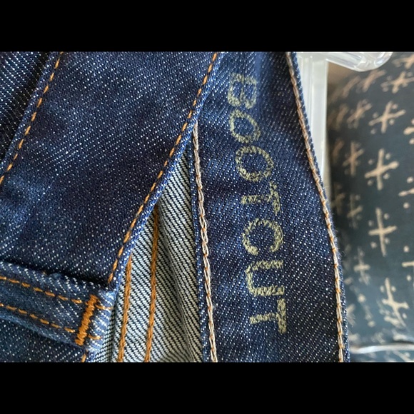 NWT. J Crew Bootcut Jeans. 27 tall - Picture 5 of 6